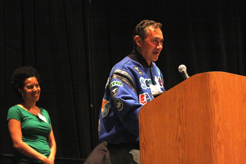 Willie accepts his Real Change Vendor of the Year award in 2013. Photo credit: Real Change.